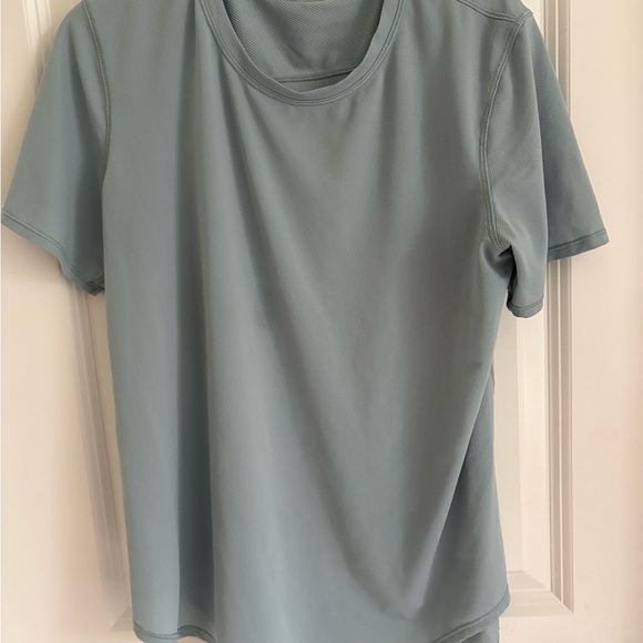 Lululemon Blue gray Short Sleeve T-Shirt - Picture 1 of 4